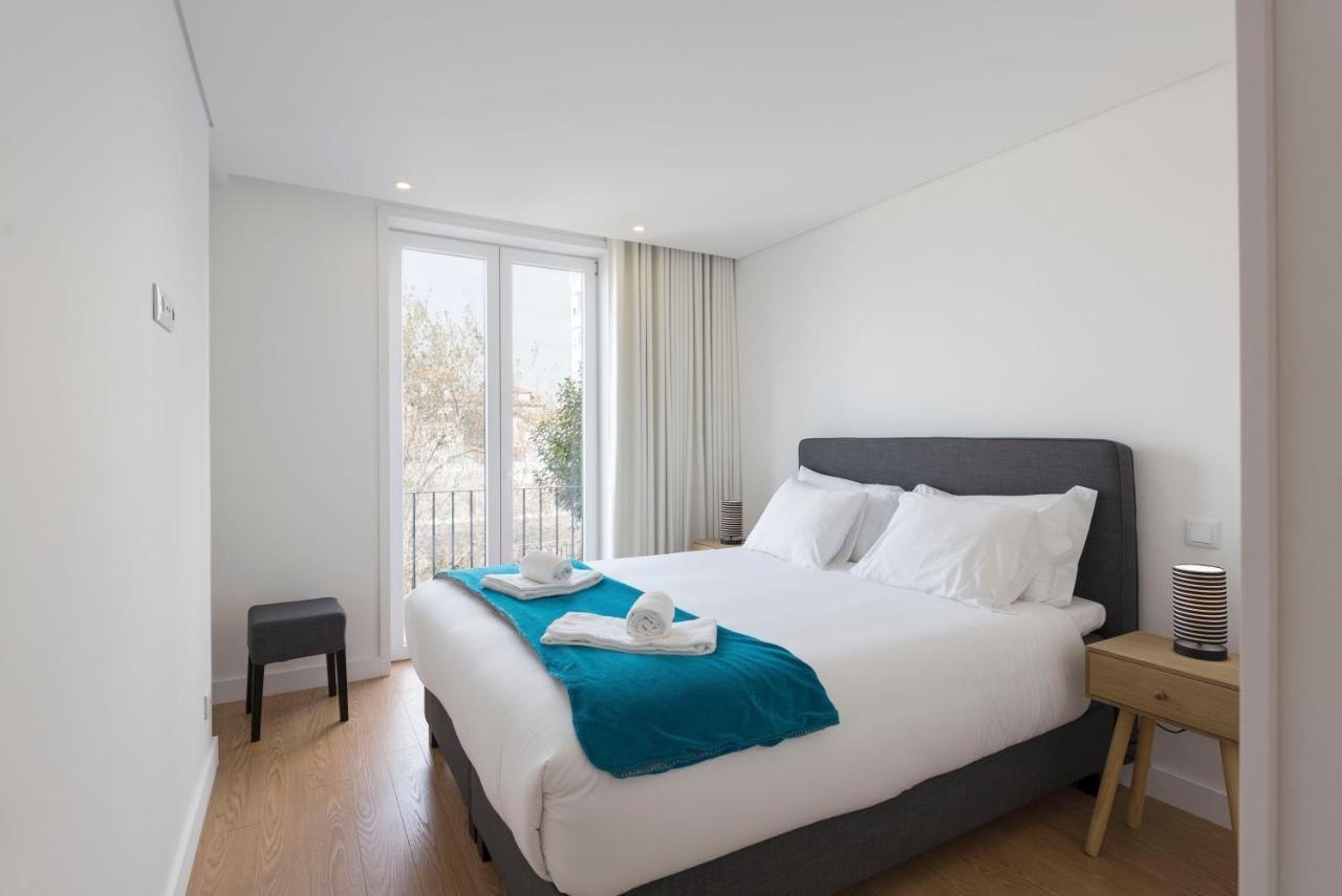 Lovelystay - Central Flat W/ Ac & Balcony Porto Exterior foto