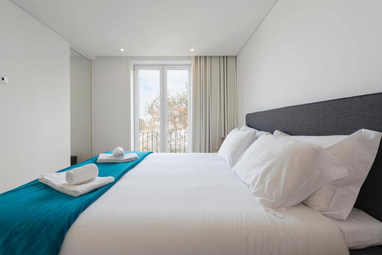 Lovelystay - Central Flat W/ Ac & Balcony Porto Exterior foto